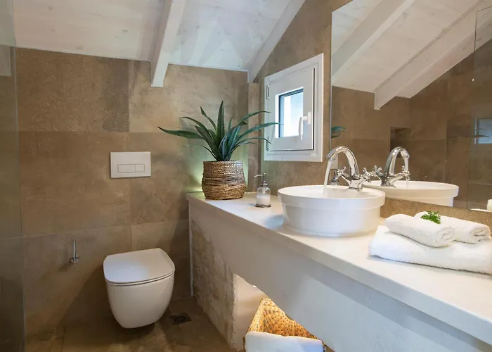 Case de vacanță E Loft Spartokhórion